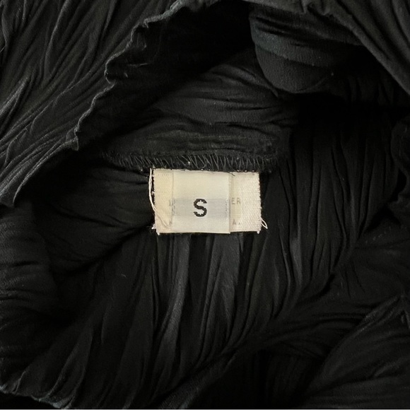 EVOL New York Women’s Black Sleeveless Crinkled Dress Size Small - Picture 3 of 8